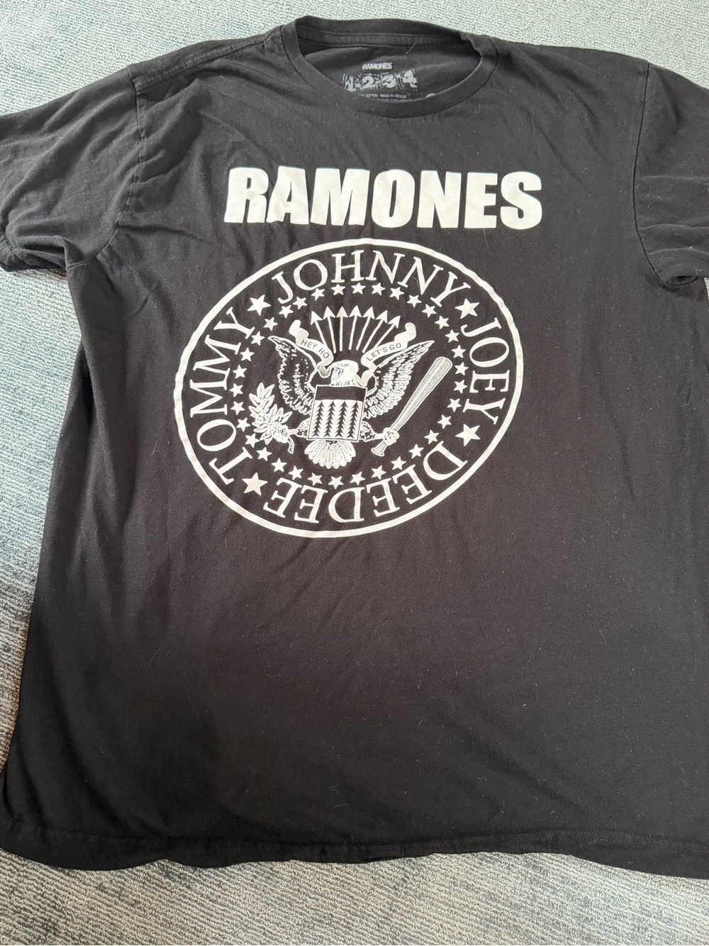Ramones Graphic T-shirt Men Unisex Large Black White Short Sleeve Music